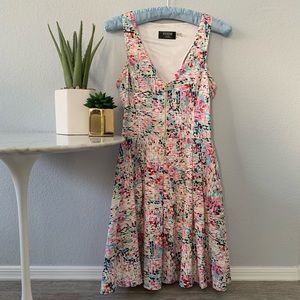 Guess multicolored dress with cutout back